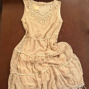 A'Reve Cream Lace Detail Top